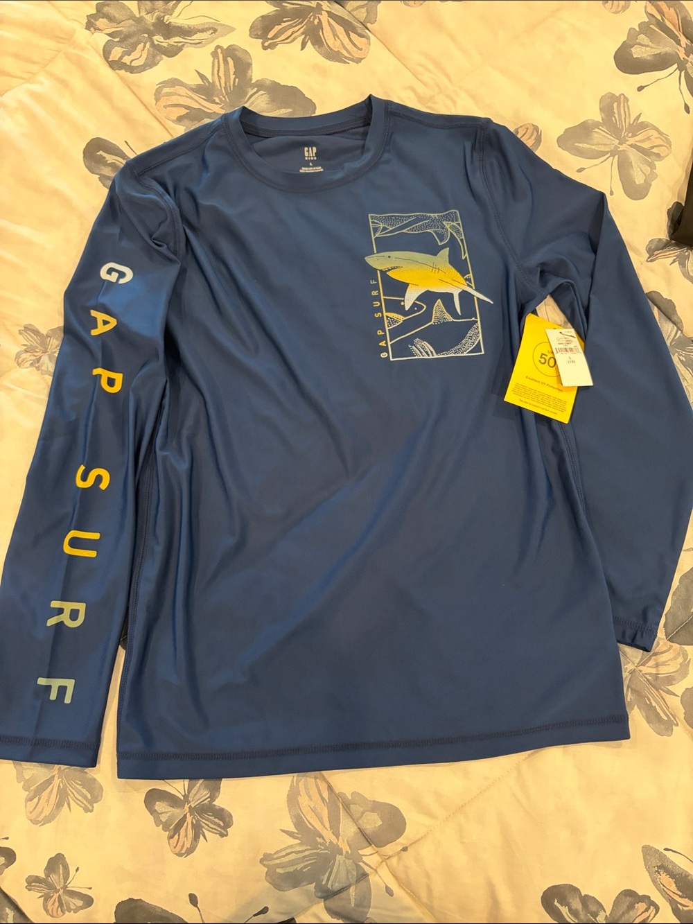 GAP Men's Navy Long Sleeve Rash Guard with Yellow Fish Graphic L 10